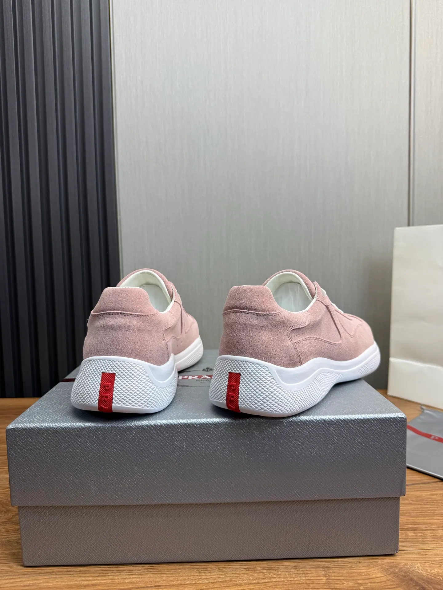 Men's shoes 💰540💰 [PRADA] Men's shoes are popular in the counter, official website is synchronized, 1 high-quality shipment ✔️Original frosted cowhide + cowhide lining, 1🆚1 replica, original sole, 38-45 (45 customized, non-refundable)